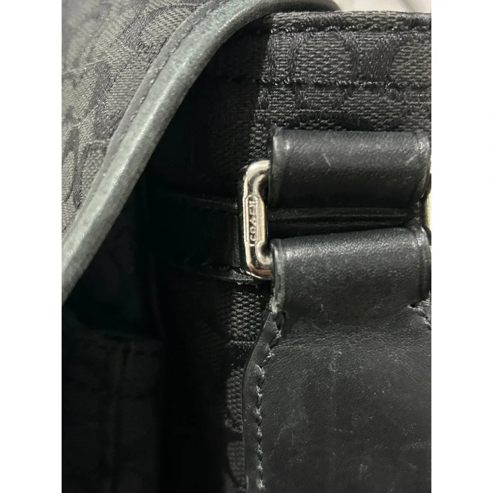 Coach Black Signature Canvas Messenger Bag Crossbody Laptop Bag